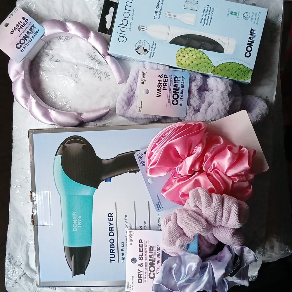 Conair Turbo Dryer and Hair Accessories Set